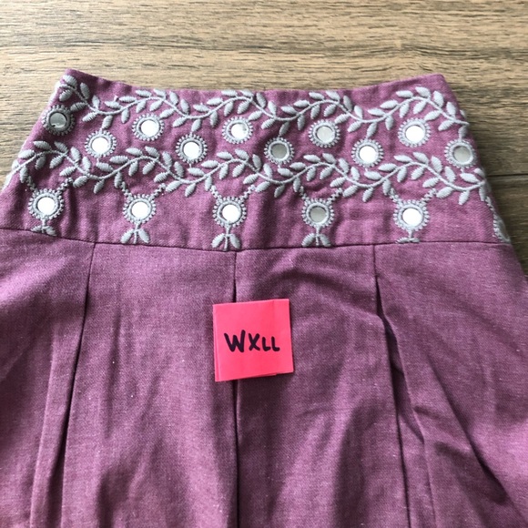 Charabia Girls Skirt NWT Stitched design w/Sequins